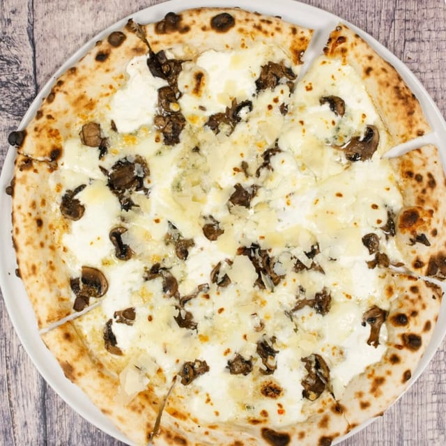 Pizza bianca.